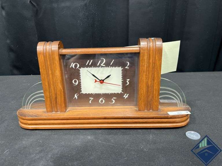 Early 1940s Lockner Neon Glo Electric Clock