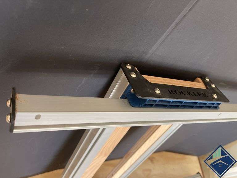 Rockler Woodworking Clamp System