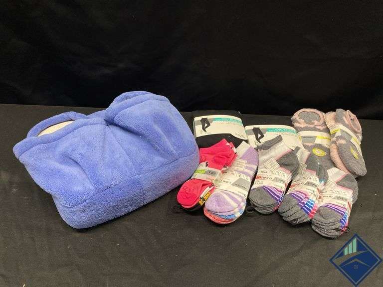 Fuzzy Socks & Foot Heater *No Cord*