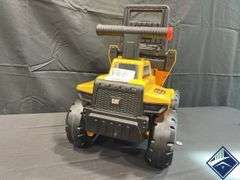 CAT Play & Ride Dump Truck - Like New