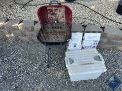 Small Grill with Charcoal & Plastic Tub
