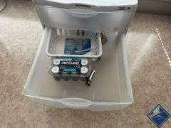 Plastic Organizers with Batteries