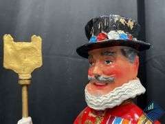 Beefeater Gin Yeoman Warder Figures