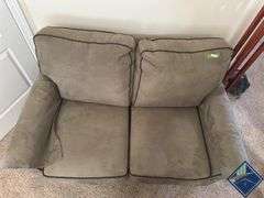 Flexsteel Gray Love Seat