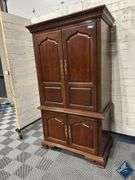 Wooden Entertainment Stand with Shelves