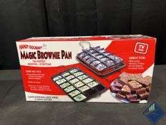 Magic Brownie Pan and Hamilton Beach BlendMaster