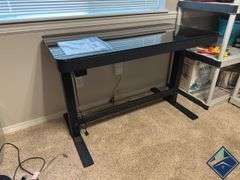 Tresanti Height Adjustable Desk