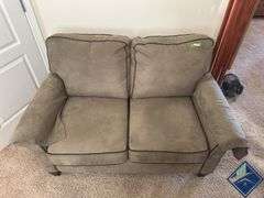 Flexsteel Gray Love Seat