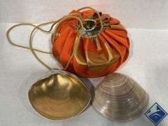 Japanese Calligraphy Sets, Painted Shells, etc.