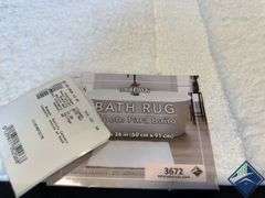 Mohawk Bath Rug (24x36in)   - Used