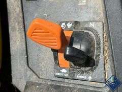 John Deere Z515E ZTrak Riding Lawn Mower *RUNS AND WORKS WITH WARRENTY* - See notes for details