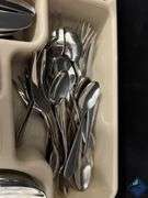 Schumann Cutlery Set, Cultery Organizer & Salt/Pepper Shakers