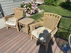 Outdoor Woven Chairs with Side Table