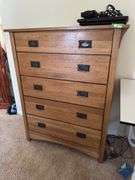 Castle Mfg. Wood Dresser