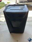 Staples Professional Series Shredder