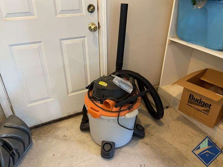 Ridgid 12 Gal Floor Vacuum