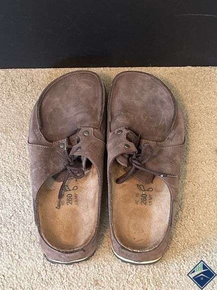 Birki’s Suede-Like Tie Clogs, Size EU 40