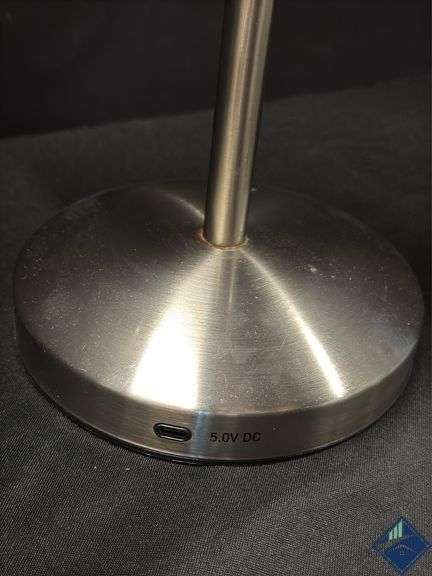 LED Vanity Mirror LED Vanity Mirror   - Used