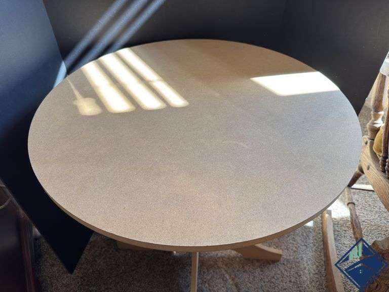 24” Round Side Table