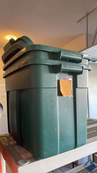 Rubbermaid Roughneck Totes & Misc. Totes