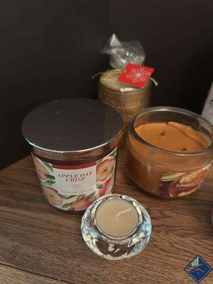 Assorted Candles & Scentsy Warmer