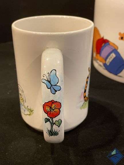 Winnie Tthe Pooh Cookie Jar & Mugs