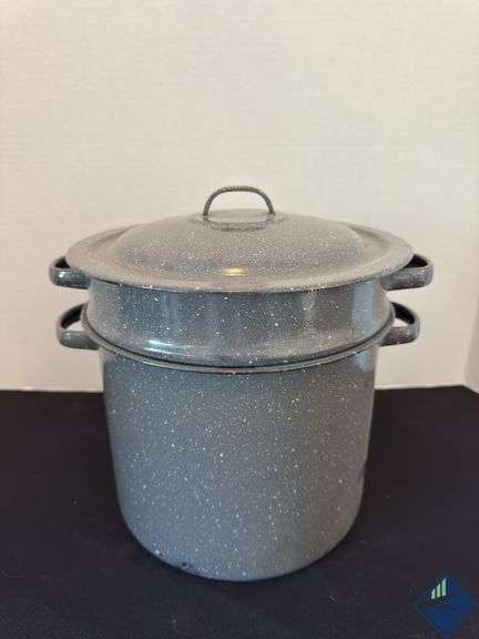 Enamel Pot & Strainer