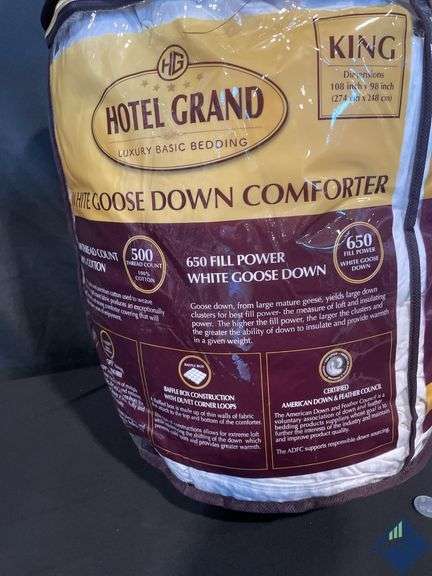 Hotel Grand Luxury 650 Fill Power Down Comforter King Size 108x98 - Retail: $ 119.99   - Like New - 