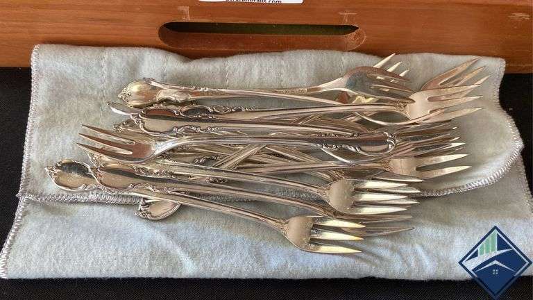 Rodger’s Bros Vintage Silverware Set