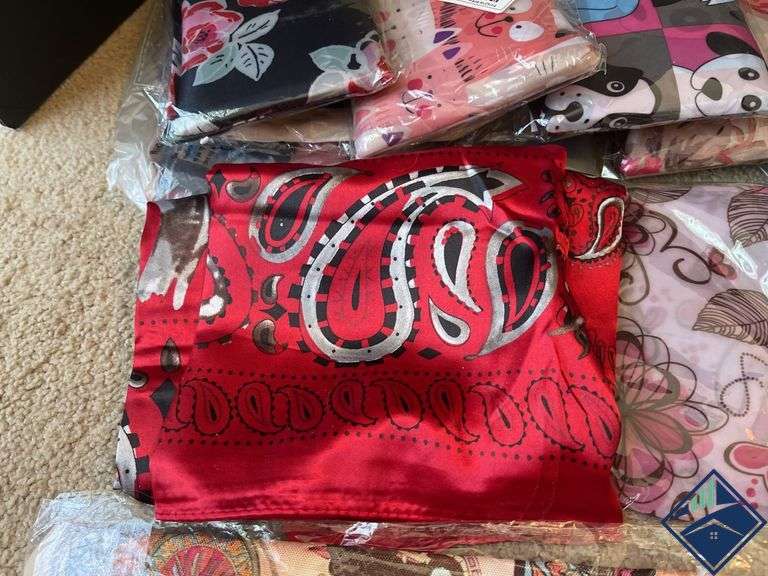 Patterned Tote Bags, Ball String Cup Toys, Reusable Bags, etc.