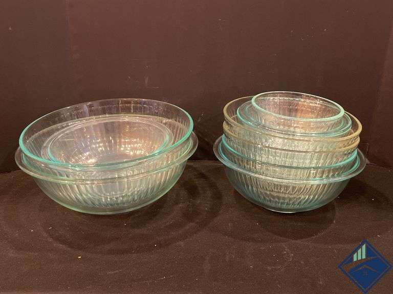 Pyrex Bowls