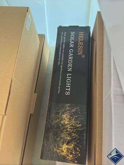 Assortment of Yard & Garden Solar Lights