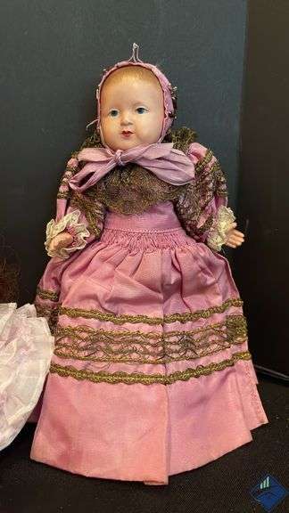 Corn Husk Dolls, Ceramic Festive Birds & Dolls