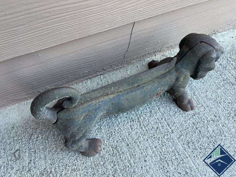 Cast Iron Dachshund Statue