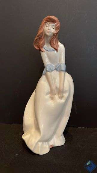 Vintage Mirmasu Porcelain Girl Figurines