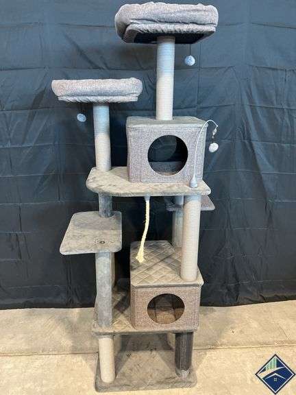 Catry Kasio 6ft+ Cat Tree - Retail: $ 94.99