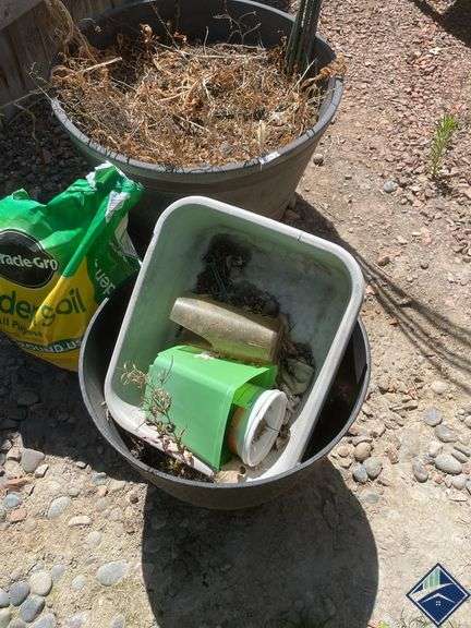 Half Wine Barrel, Pot, etc.