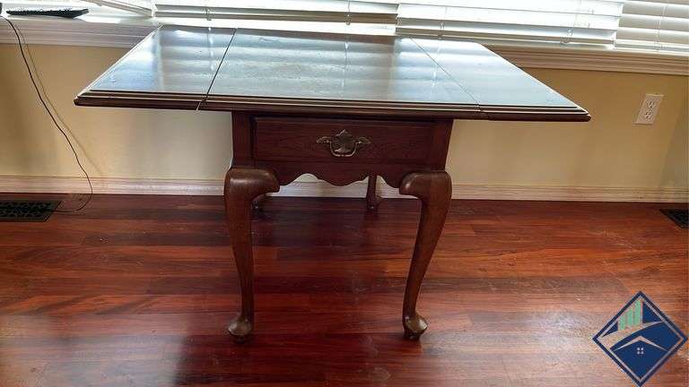 Ethan Allen Drop Leaf Side Table