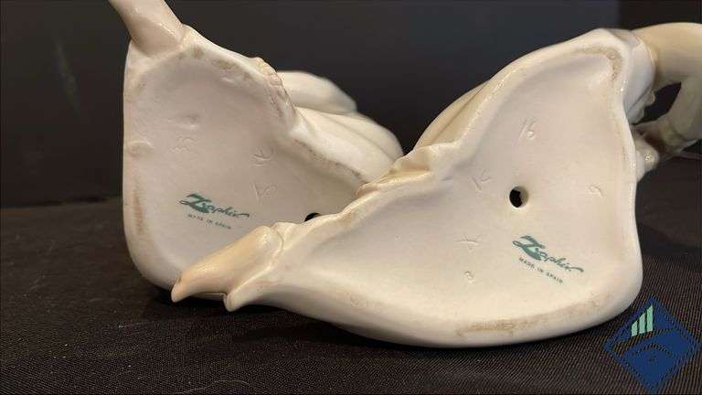 Vintage Zaphir Porcelain Kissing & Reading Children Figurines