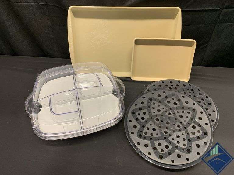 Pampered Chef Stoneware Baking Sheets, Microwave Chip Makers & Square Tray Set