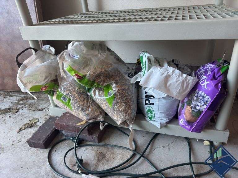 Bird Seed & Potting Mix