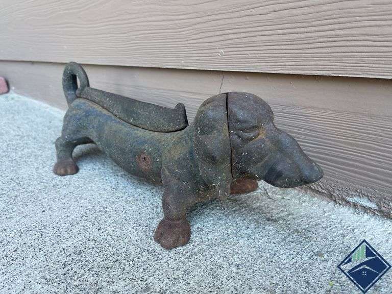 Cast Iron Dachshund Statue