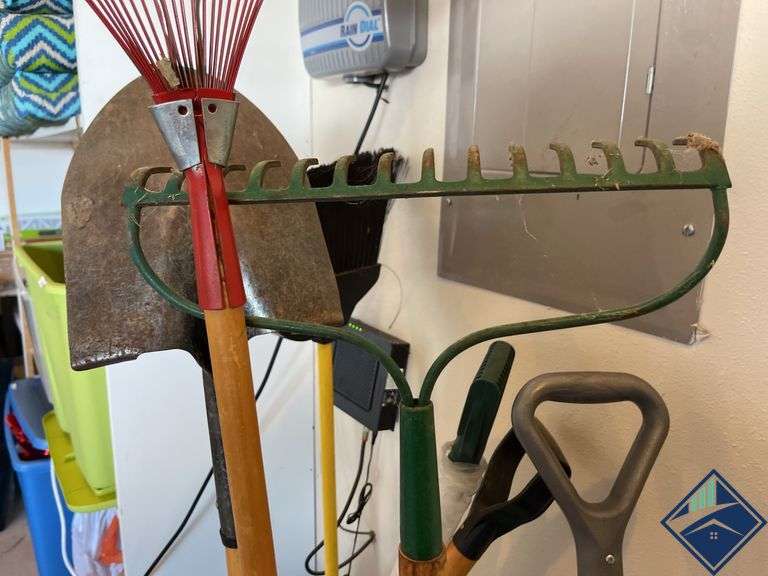 Snow Shovels, Shovel, Rakes, etc.