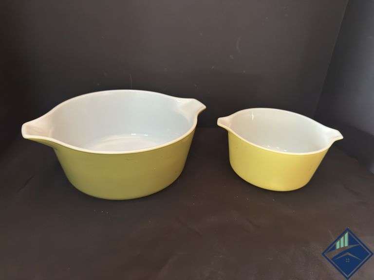 Vintage Pyrex Baking Dishes