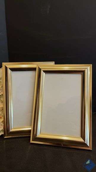 Bombay Company Mahogany Framed Photo Box with Picture Frames