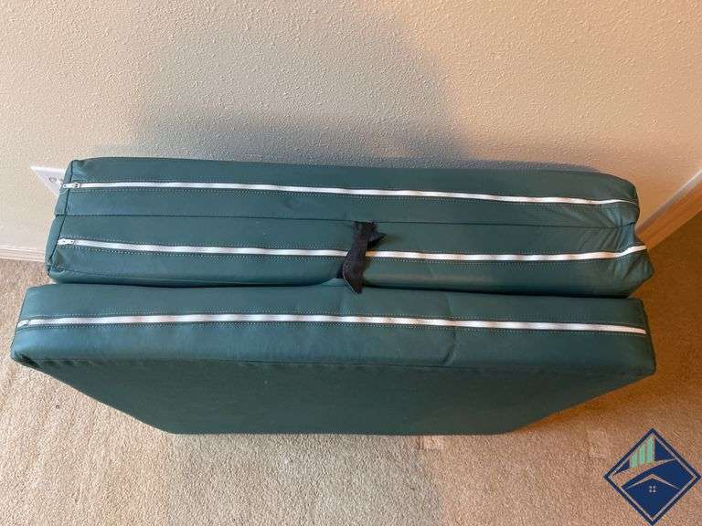 Tri-Fold Foam Mattress