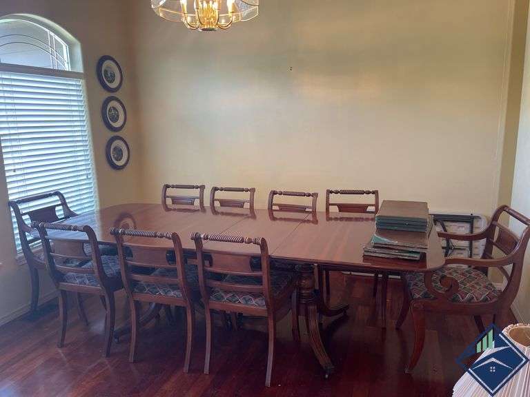 Vintage Cherry Dining Table with 2 Leaves & 7 Chairs