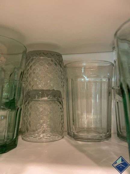 Green Glass Water Goblets & Glasses