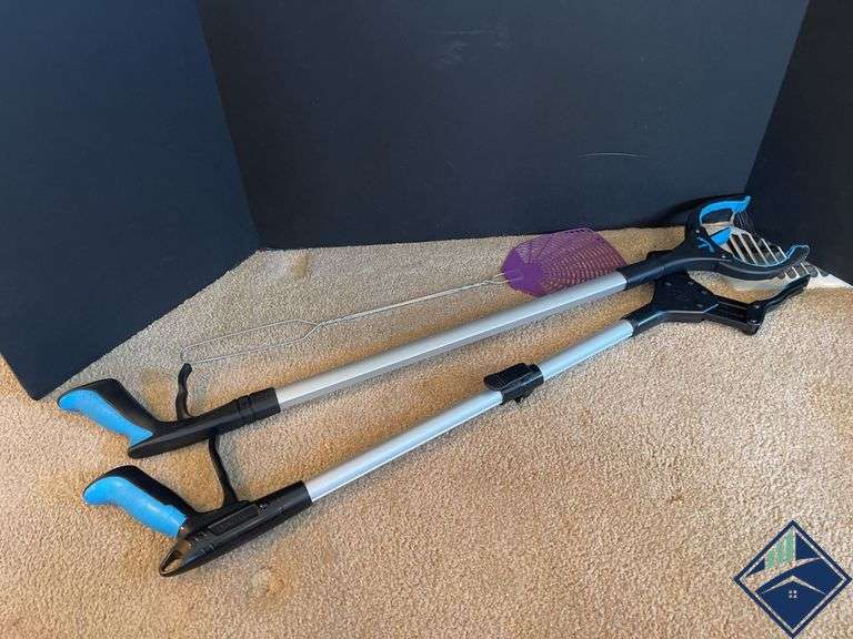 Gisung Claw Grabbers & Fly Swatter