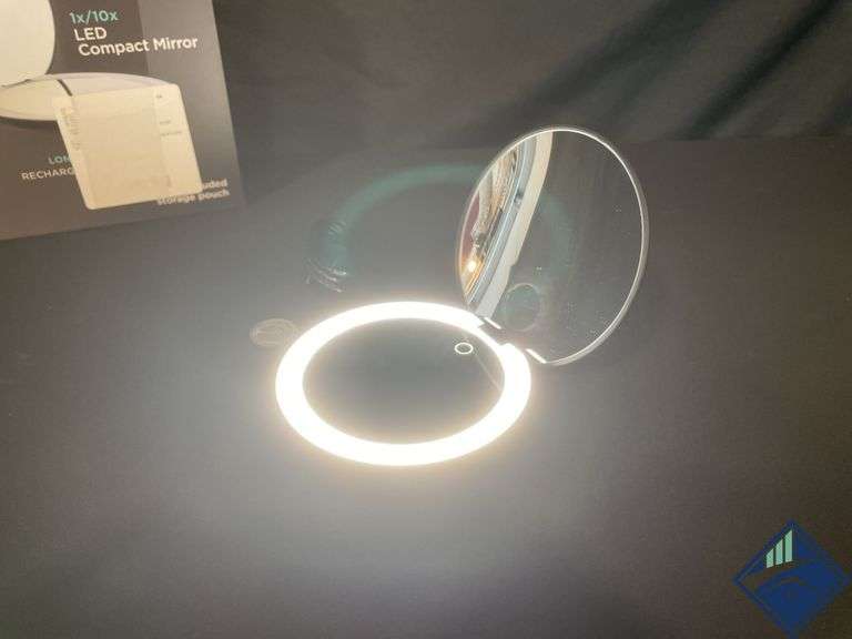 Ilios Lighting LED Compact Mirror